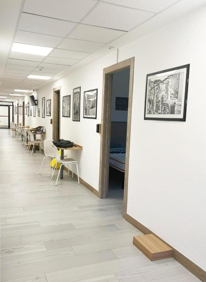 Sissi Comfort Rooms Foresteria Lombarda Monza Exteriör bild