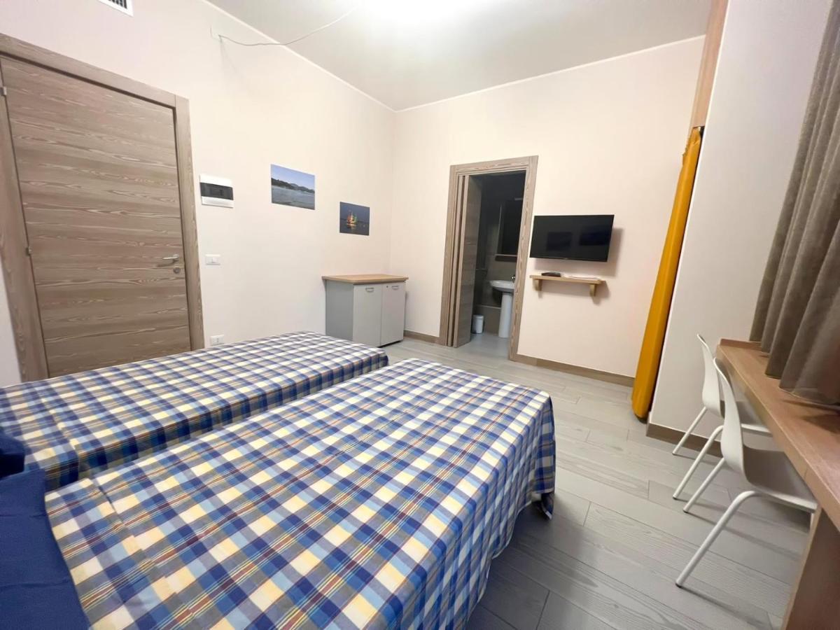 Sissi Comfort Rooms Foresteria Lombarda Monza Exteriör bild