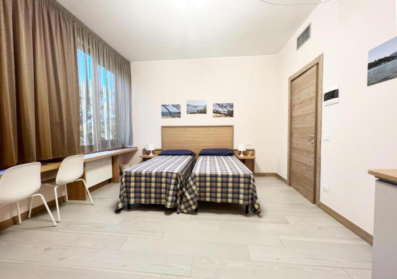 Sissi Comfort Rooms Foresteria Lombarda Monza Exteriör bild